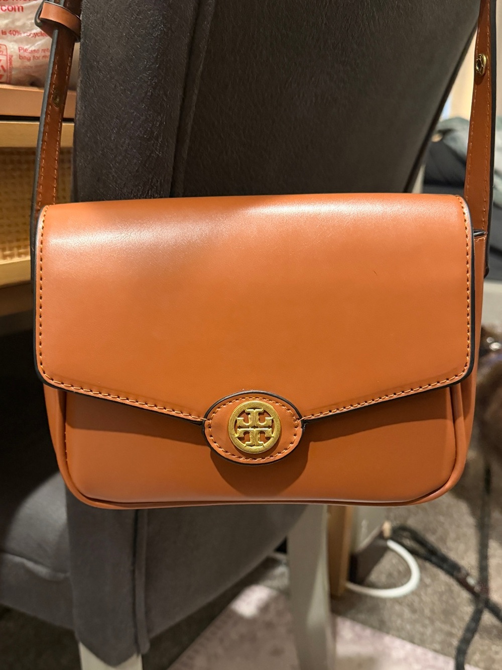 Tory Burch Robinson Spazzolato Leather Shoulder Bag Dark Sienna Brown Patent